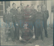 1949 RAF West Drayton Gang in front of Offices orig Photo 4x3.4" E HJ Lawson