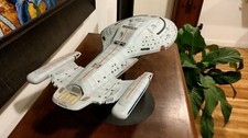 STAR TREK enterprise STAR TREK  USS VOYAGER prop LIGHTING* with Free Stand Large