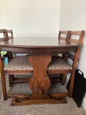 Wood Brothers Old Charm dining table and chairs used