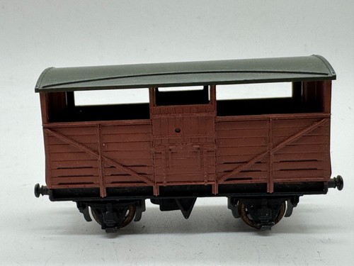 B4457 kit built brown cattle - b4457,