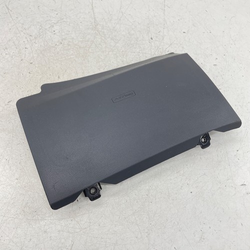 Fiat 500 lower knee airbag - fiat,