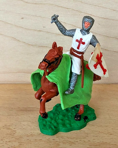 Timpo mounted crusader with - mounted,