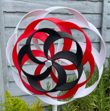Wind Spinner Garden Flowerbed Windmill Garden Patio Lawn 3 disc Pinwheel 360°