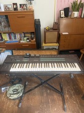 Yamaha DX7 Synth w/Hard Case, Steinberg Ram Chip + 2 x DX7 Memory Cards