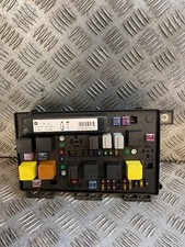 2005 VAUXHALL ASTRA H MK5 1.8 PETROL UNDER BONNET UEC FUSE BOX 13206747