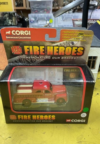 Corgi fire heroes box - corgi, b