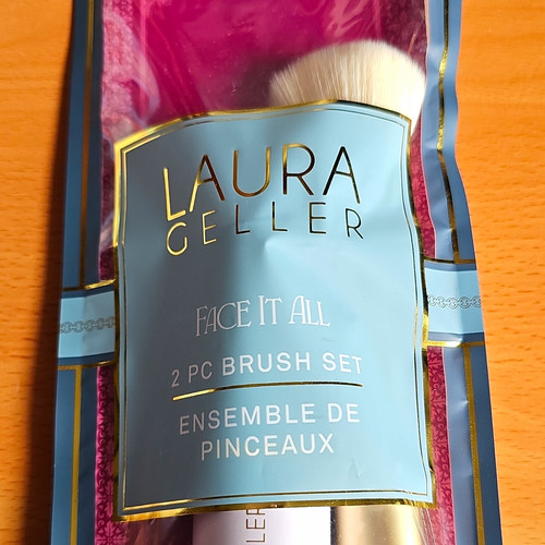 Laura geller face - face, brush