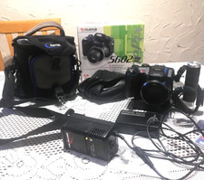 Fujifilm FinePix S602 Pro Zoom Camera bundle (reduced see description)