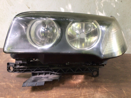 Bmw headlight passenger - x3,