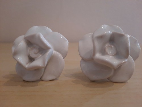 Cream rose ceramic - 2, x