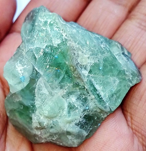 100 natural fluorite rough - 100%,