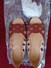 Lipsy Friends Like These Tan