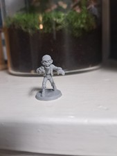 DnD Zombie 28mm
