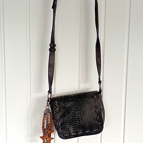 Black faux leather sml - black,