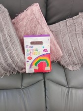 Wilko LETS CREATE BEAUTIFUL RAINBOW KNITTING CRAFT KIT ALL COMPLETE.