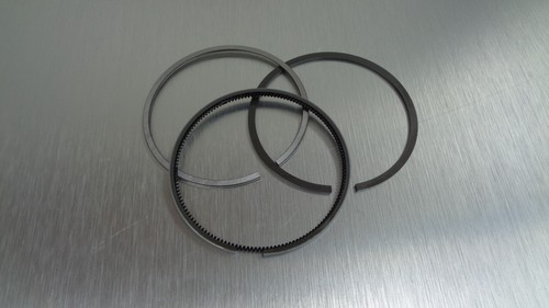 Isuzu 4lc1 piston rings - 4lc1,