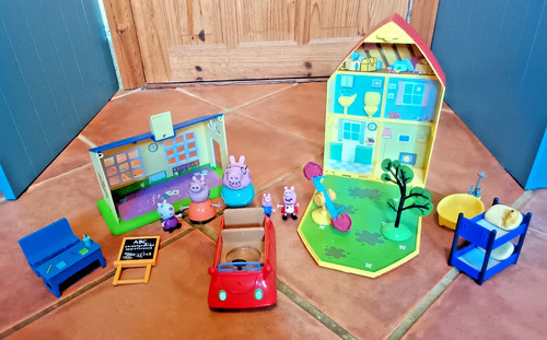 Peppa pig bundle - peppa, house,