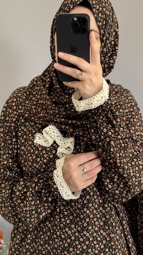 Muslim woman prayer - prayer, dress