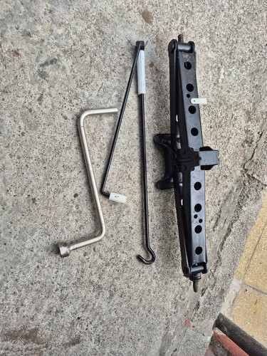 Range rover l322 - range, jack