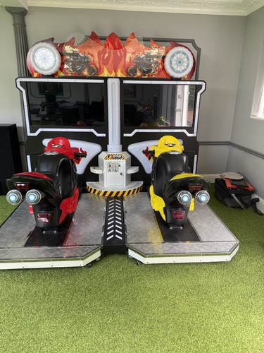 Twin motorcycle arcade racing - motorcycle,