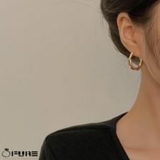 Vintage Twisted 18ct Real