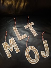 GINGER-BREAD LARGE CERAMIC BAUBLE ALPHABET CHRISTMAS TREE DECOR INITIAL GIFT TAG