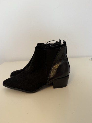 Peacocks black heeled - black, suede