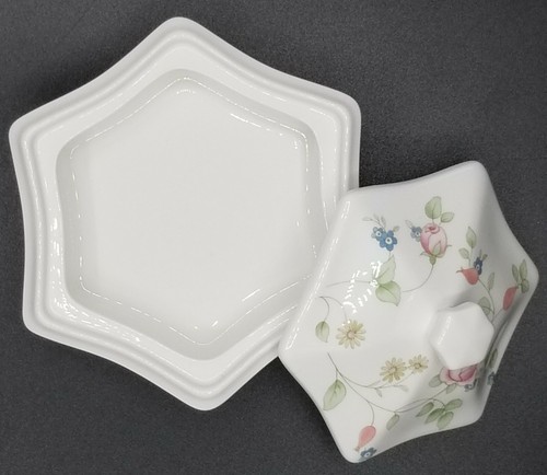 Wedgwood rosehip small point - rosehip,