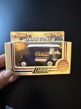 Lledo Days Gone 1934 Dennis Parcels Van Cadbury's Dairy Milk