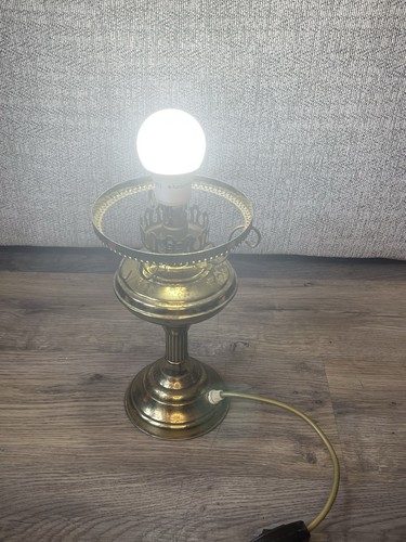 Vintage brass oil lamp - brass,