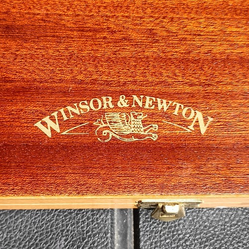 Windsor and newton - and,