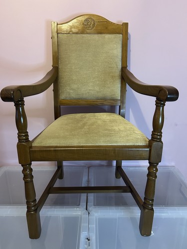 Antique style tudor rose - antique-style,