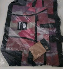 SS20 Supreme x The North Face