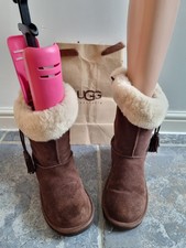 WOMENS UGG UGGS SUEDE PLUMDALE