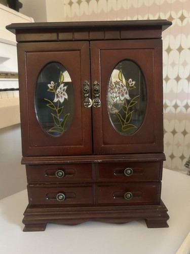 Vintage mahogany jewellery - vintage,