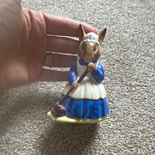 Royal doulton bunnykins mrs - royal,