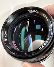 Nikon Nikkor 85mm F/2