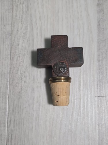 Jan barboglio cast iron cross - jan,