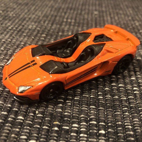 Hot wheels lamborghini - hot,