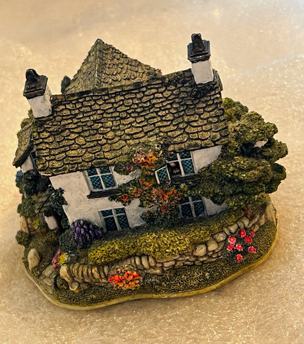 Lilliput lane dove cottage - lilliput,