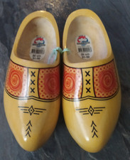 Traditional Dutch Wooden Clogs – 20cm – Handcrafted Holland Souvenir (Child Size