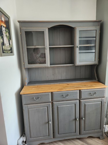 Great welsh dresser - great,