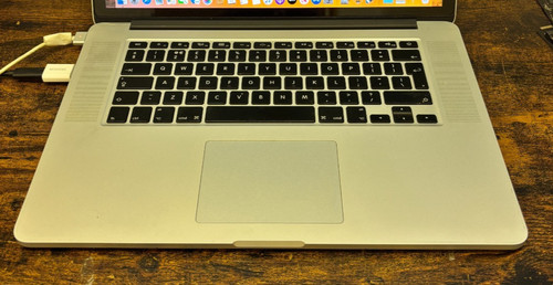 Genuine apple macbook pro - genuine,
