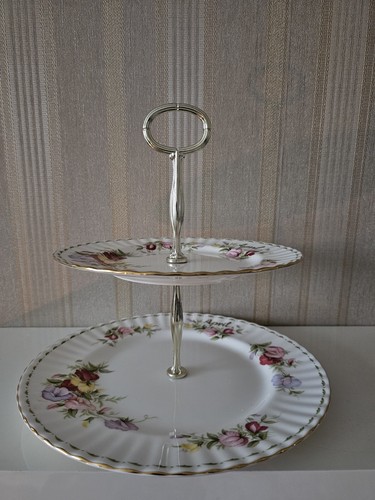 Vintage royal albert flower - vintage,