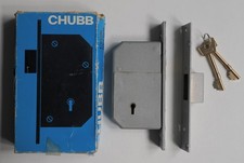 GENUINE CHUBB CASTLE MORTICE DEADLOCK 73MM WITH TWO KEYS - NEW OLD STOCK