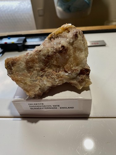 Celestite celestine - [celestine],