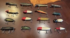 (16) Vintage fishing lures -