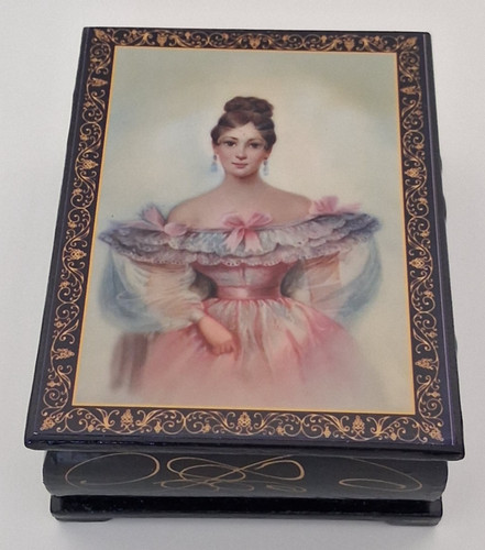 Vintage russian lacquer box - vintage,