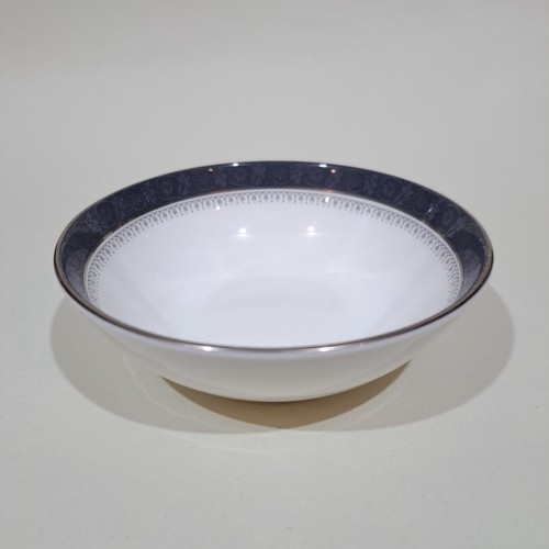 Royal doulton bone china - bone,