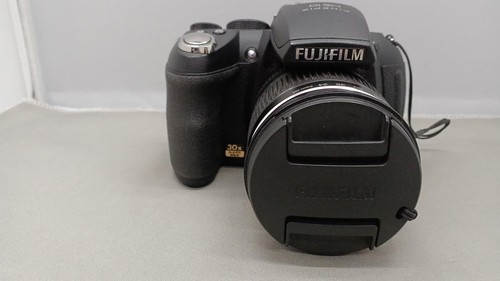 Fujifilm finepix hs10 - finepix,